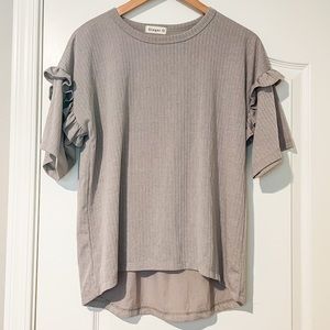 GINGER G taupe crewneck ribbed top with ruffle sleeve detail